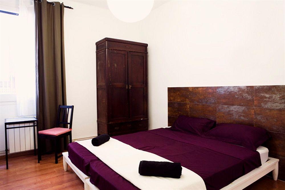 Vidre Home - Plaza Real Barcelona Kültér fotó