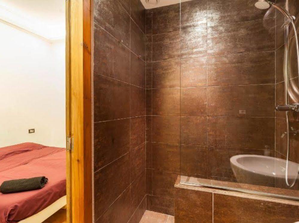 Vidre Home - Plaza Real Barcelona Kültér fotó