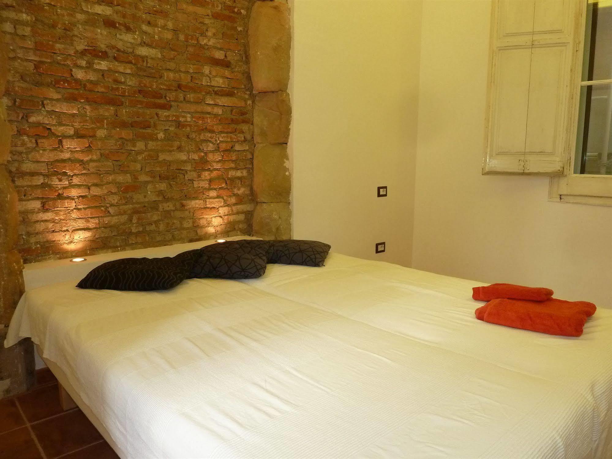 Vidre Home - Plaza Real Barcelona Kültér fotó