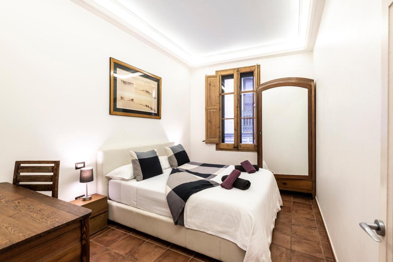 Vidre Home - Plaza Real Barcelona Kültér fotó